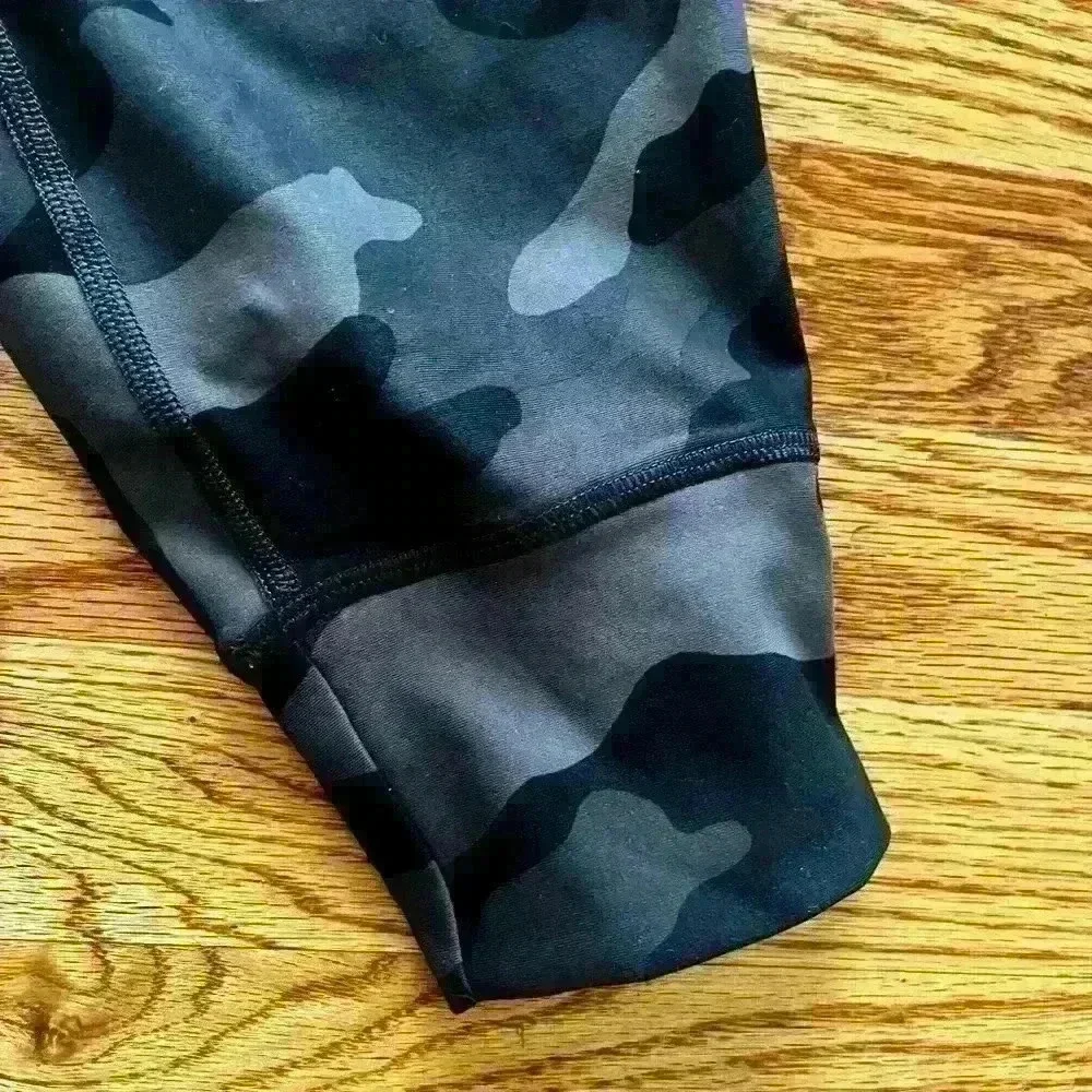 Old Navy Active Elevate High Rise Joggers Blue Camo Small